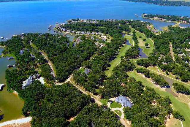 Albright Land & Development at Cedar Creek Lake | Pinnacle Golf Course aerial showing lake in the background.